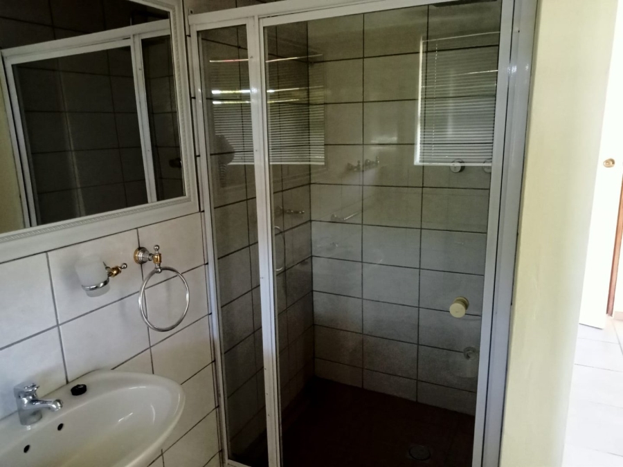 To Let 3 Bedroom Property for Rent in Denneoord Western Cape